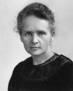 Marie Curie en 1900. Fuente: Wikipedia. Marie Curie en 1900. Fuente: Wikipedia.